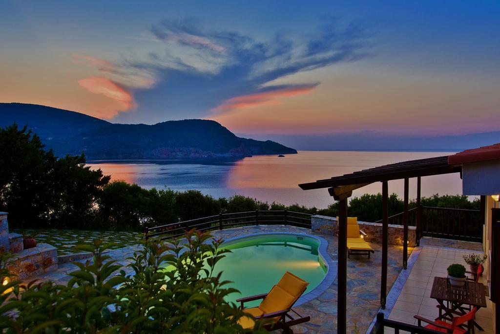 Porto Skopelos Villas Экстерьер фото